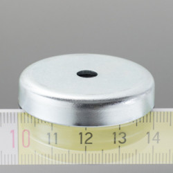 Magnetic lens / pot magnet dia. 40, height 8 mm, inner hole for screw dia. 5,5 mm