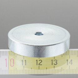 Magnetic lens / pot magnet dia. 40, height 8 mm, inner hole for countersunk-head bolt dia. 5,4