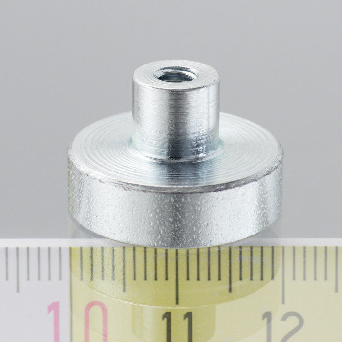 Magnetic lens / pot magnet with stems dia. 20 x height 6 mm with outer screw M4, screw height 7 mm
