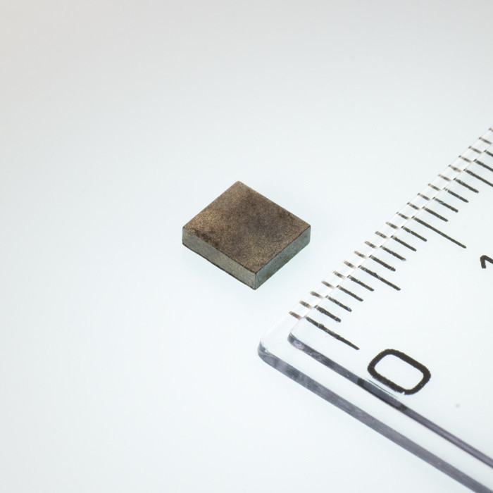 Neodymium magnet prism 5,5x5x1,5 P 80 °C, VMM8-N45